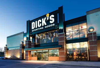dick's sporting goods storefront