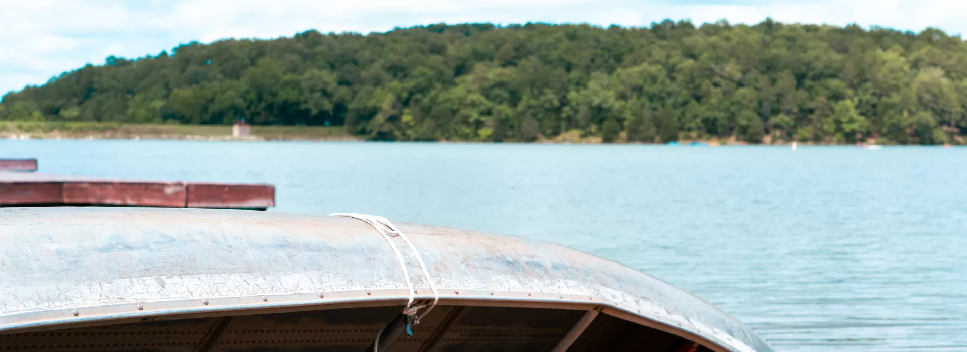 Scene of canoe at lake